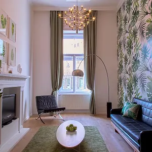  Apartman Bpr Center Design
