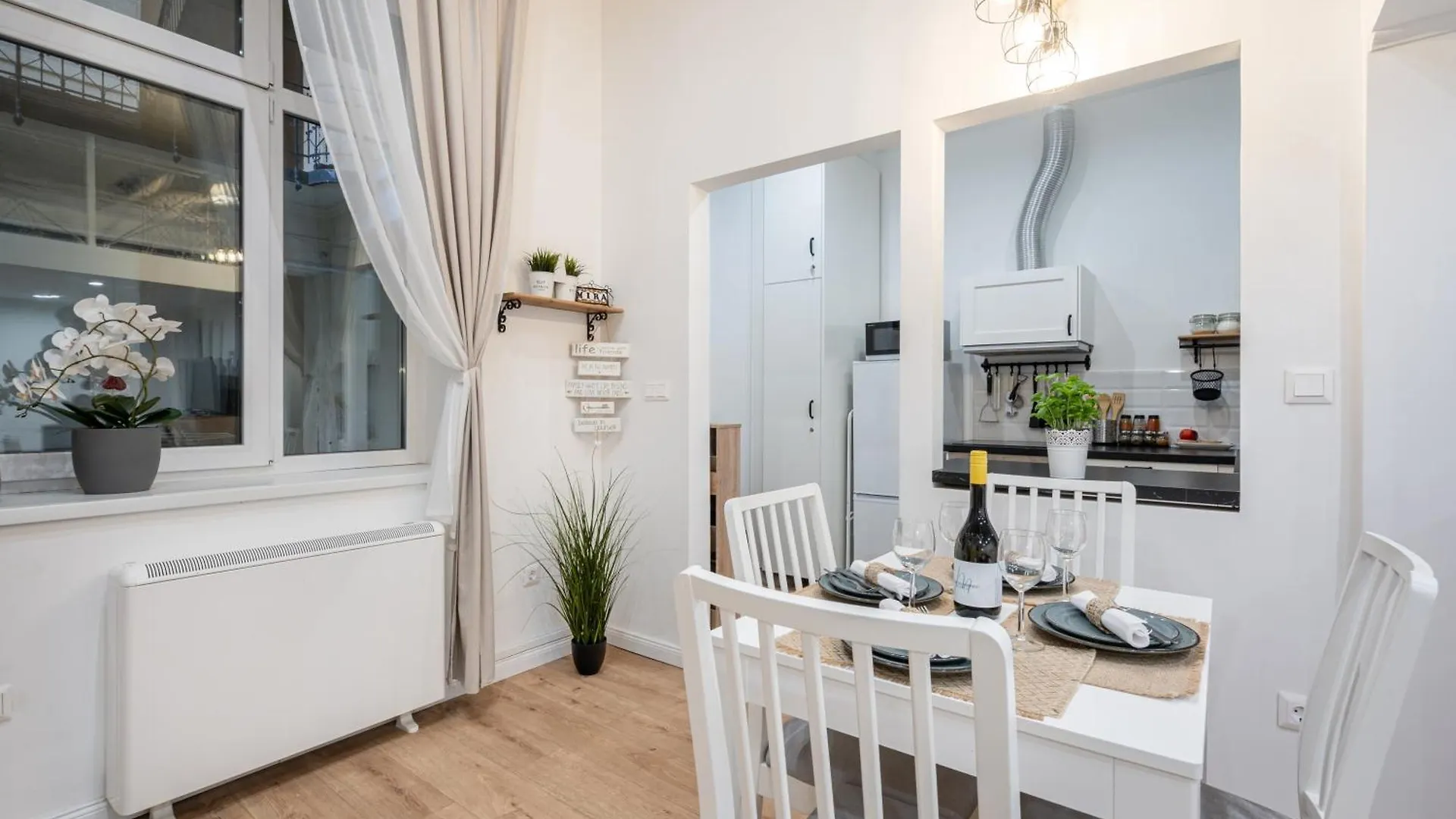 Mira Holiday Apartment Budapest